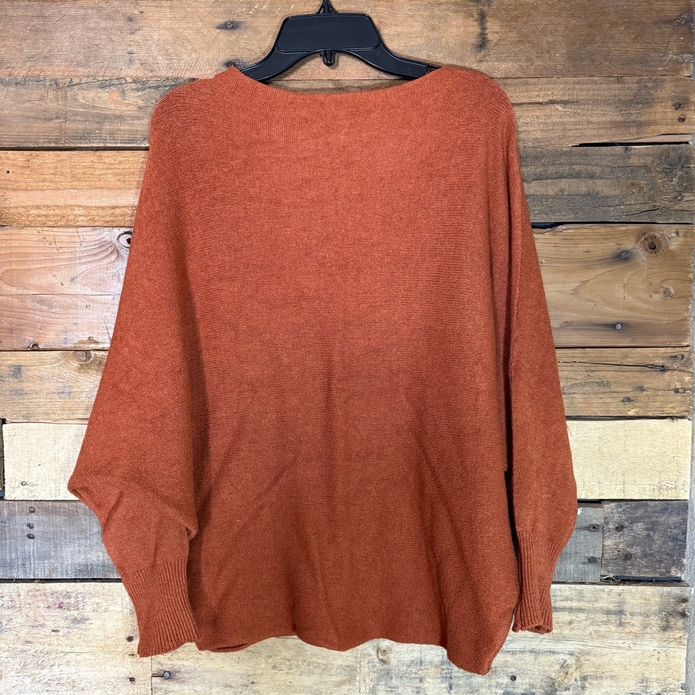 Rust Colored Bat Wing Sweater‎ size Medium